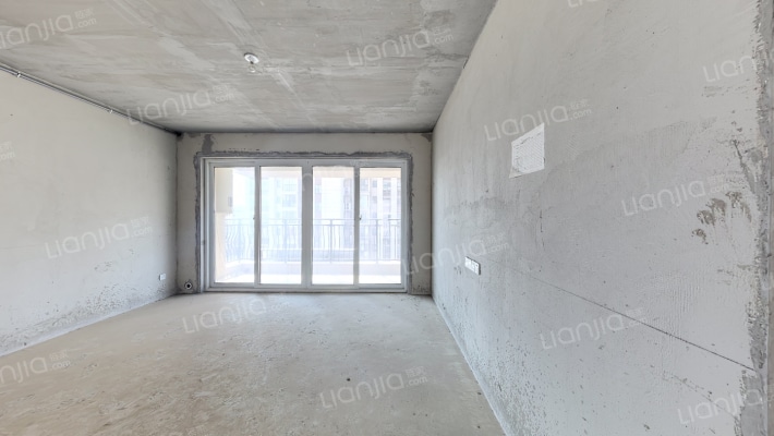 碧桂园·翡翠东郡二手房实景图