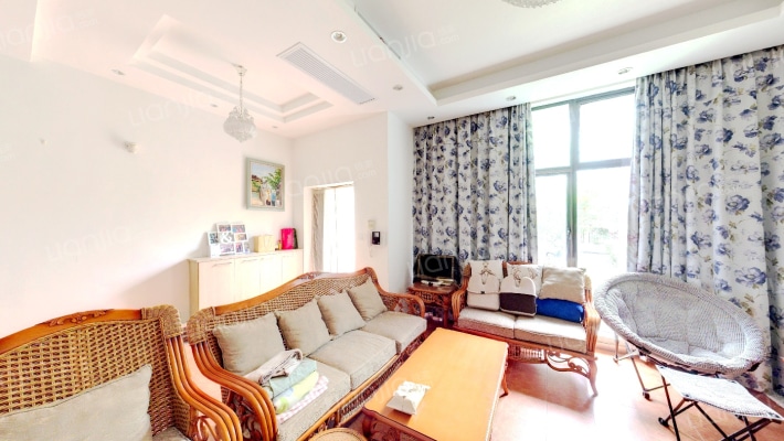 倚林佳园二手房实景图