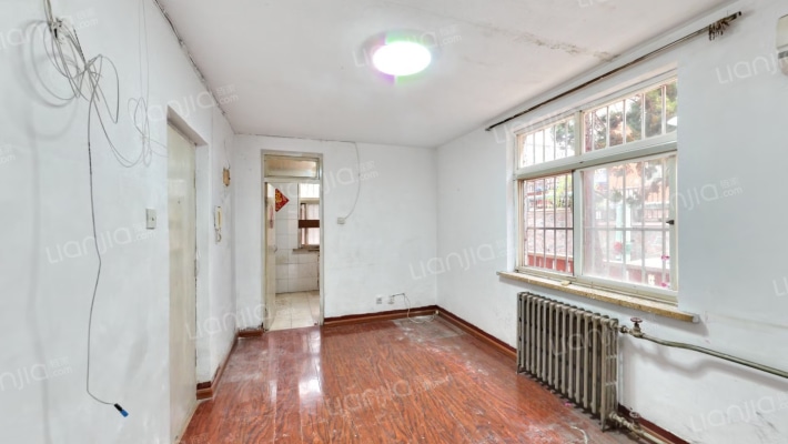 伊春路二手房实景图