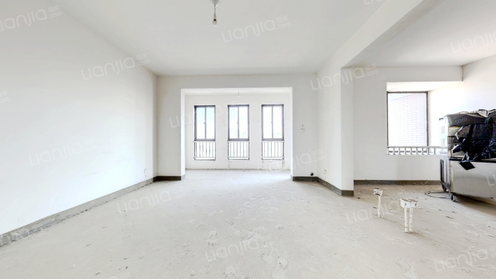 中建城中壹号公馆二手房实景图