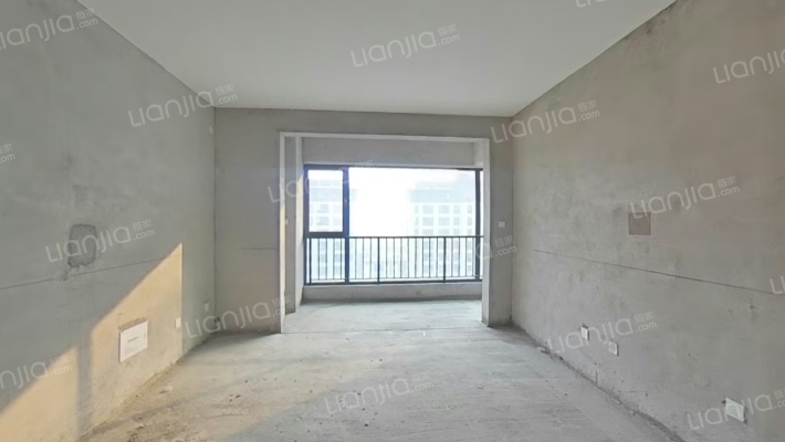 望樾府二手房实景图