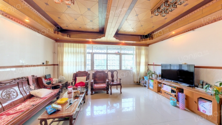 沿江花园二手房实景图