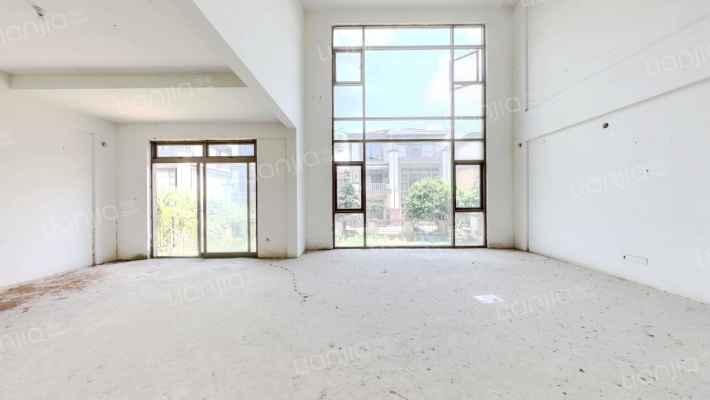 逸翠庄园二手房实景图