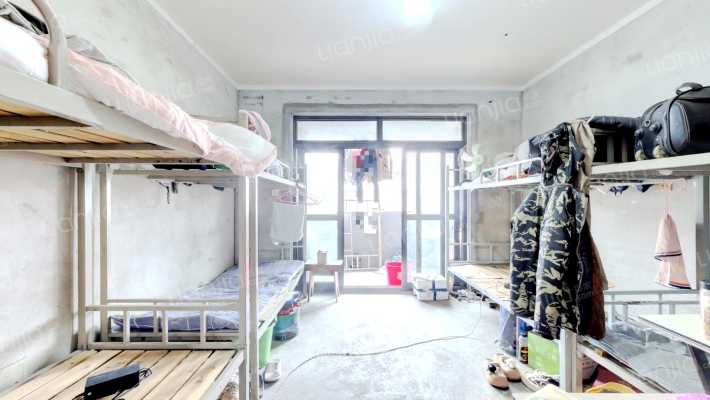 荷风华庭二手房实景图