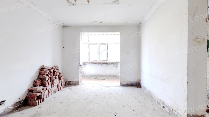 齿轮厂家属院二手房实景图