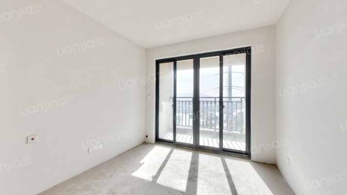 五新花园四区二手房实景图