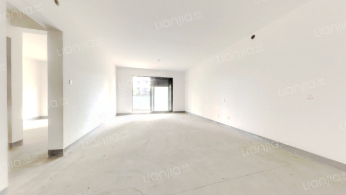 锦绣华府中苑二手房实景图