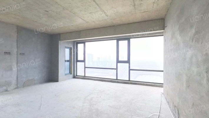 泰禾富凤凰府二手房实景图