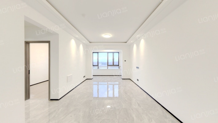 永同昌翡翠峯境二手房实景图