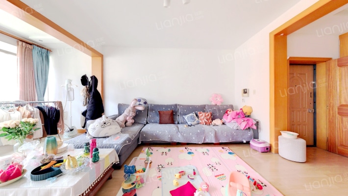 凯瑞碧园二手房实景图