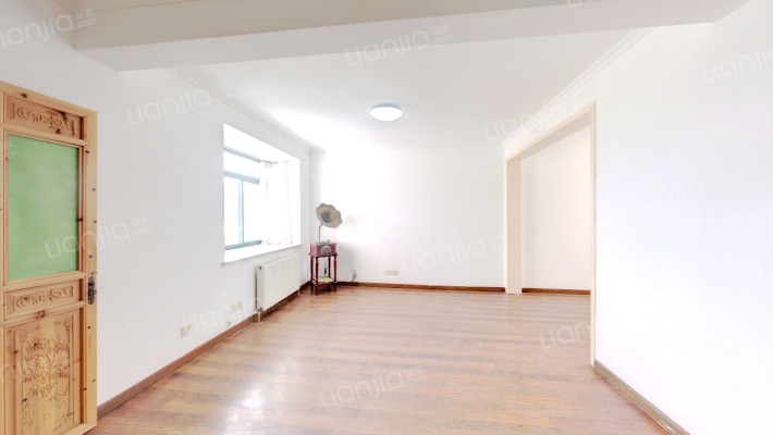 体育南村二手房实景图