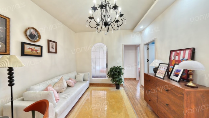 中冶林荫大道二手房实景图