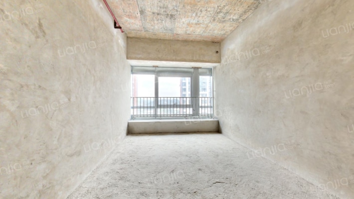 中天Plus三组团二手房实景图