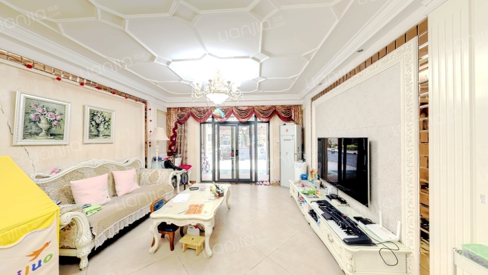 天山新公爵东区二手房实景图