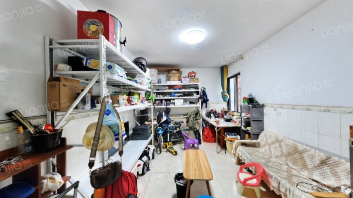 中房▪碧翠园A区二手房实景图