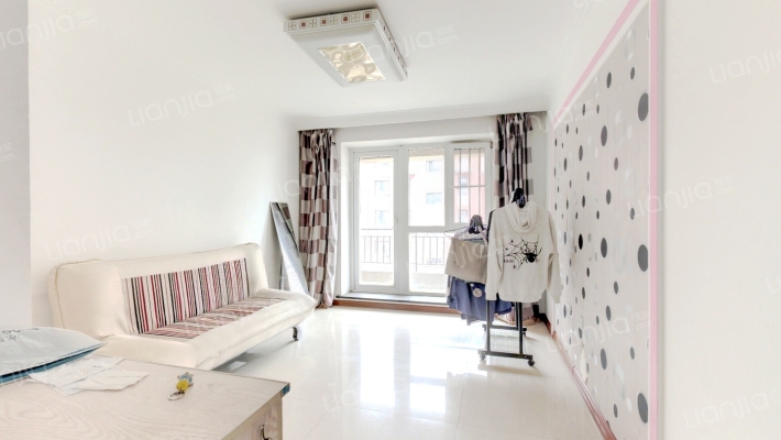 香槟新坐标二手房实景图