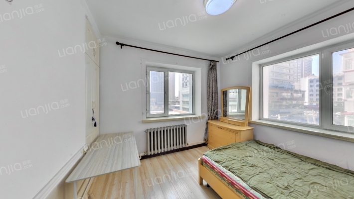 国民街二手房实景图