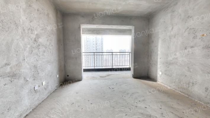 蓝堡佳苑二手房实景图