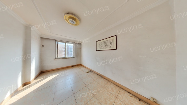 长江里二手房实景图