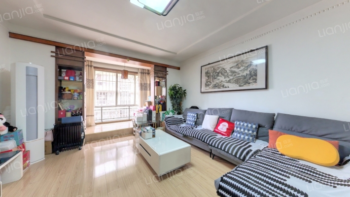 临河苑二手房实景图