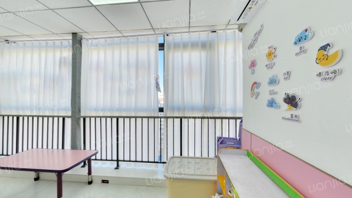 太原吾悦广场二手房实景图