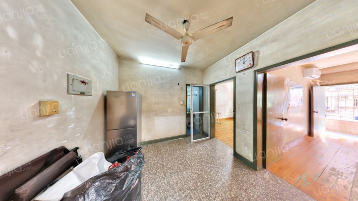 辉福小区二手房实景图