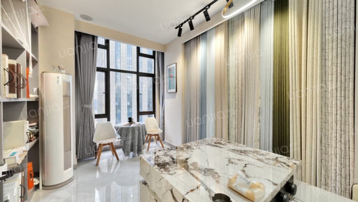 润和彩虹荟二手房实景图