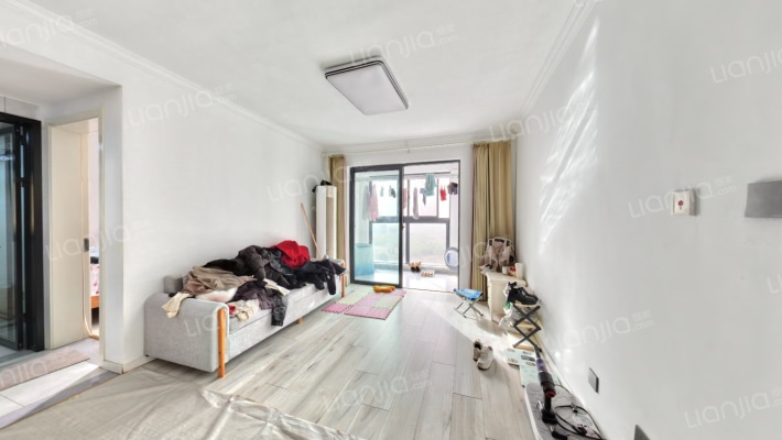 临江锦园二手房实景图