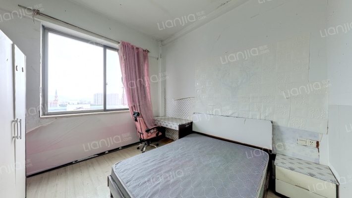 阳光假日二手房实景图