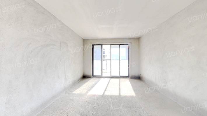 天翔湖沁庭二手房实景图