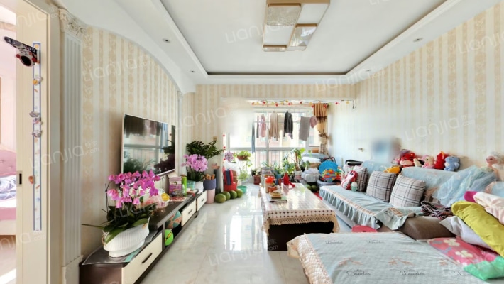 凯地华丽世家二手房实景图