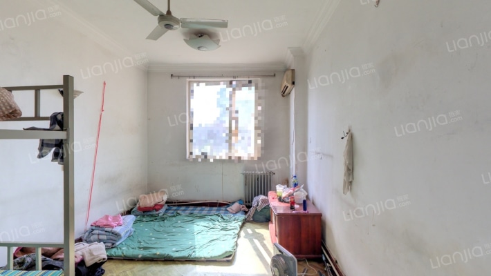 德元里二手房实景图