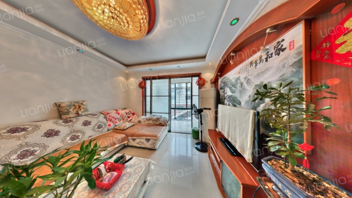 新西南华庭二手房实景图