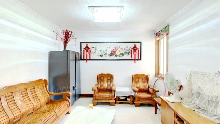 阳光苑小区二手房实景图