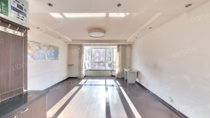 假日名都二手房实景图