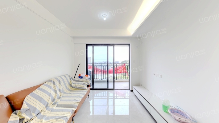 远洋天成二手房实景图