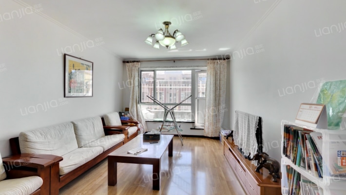 鸿博锦绣花园二区二手房实景图