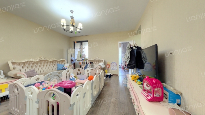 上岛公馆二手房实景图