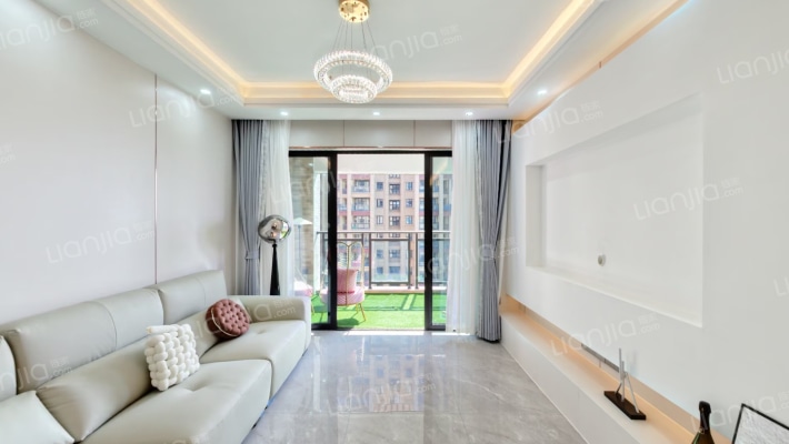 绿洲华庭二期二手房实景图