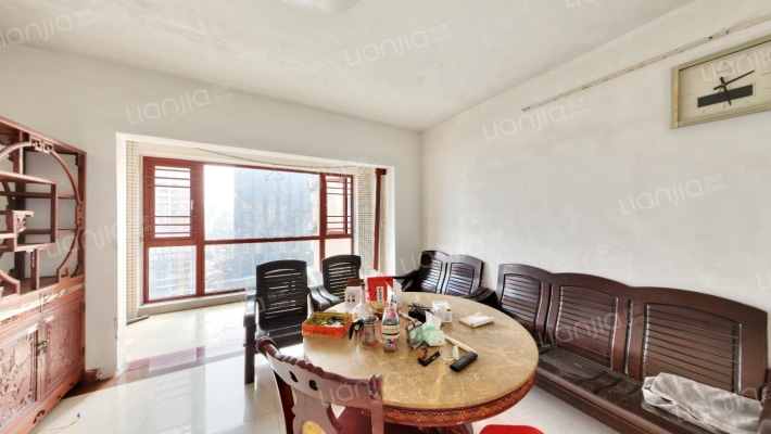 兰埔花园二手房实景图