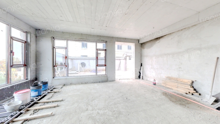 国信山水间二手房实景图