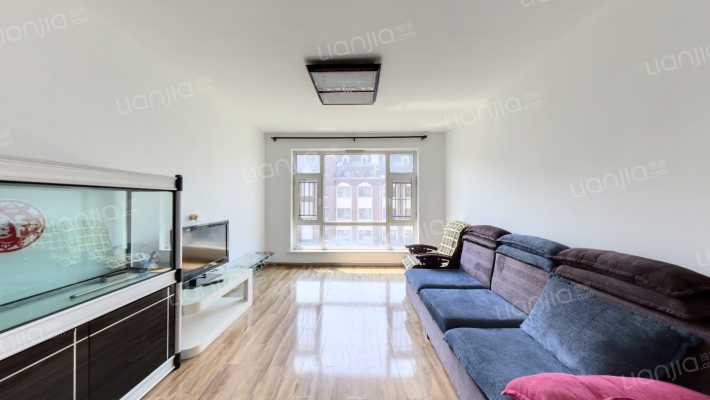 鲁辉•国际城荷兰小镇二手房实景图