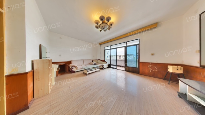 农商银行宿舍二手房实景图