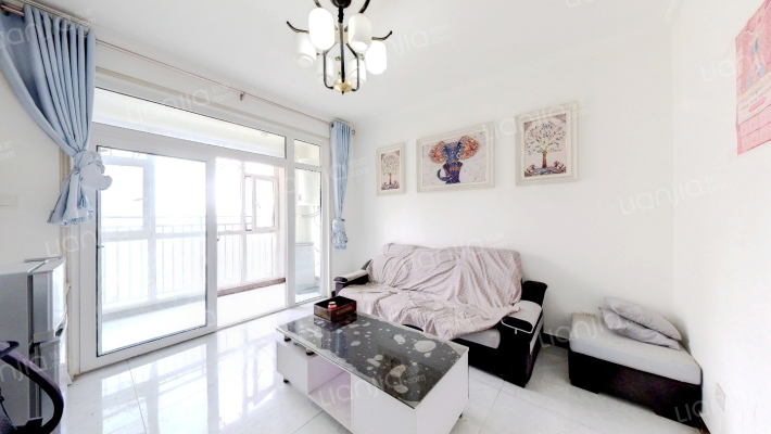 亚泰兰海公馆二手房实景图