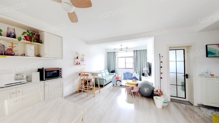 青年西区二手房实景图