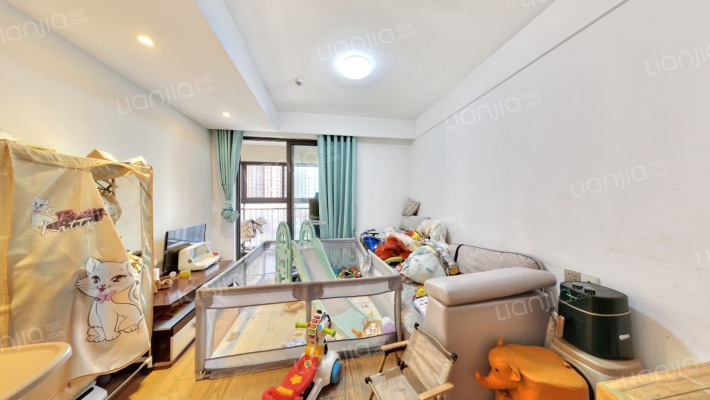 铂珺花园二手房实景图