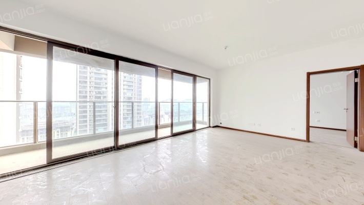 领地天御二手房实景图