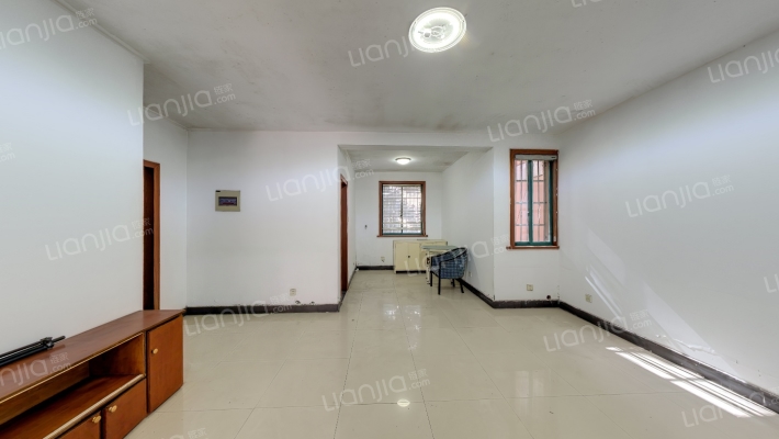 梅林雅苑二手房实景图