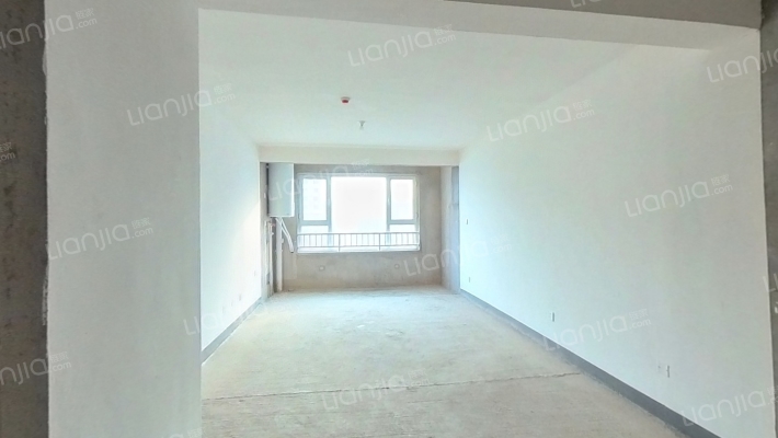 荣科丽苑二手房实景图