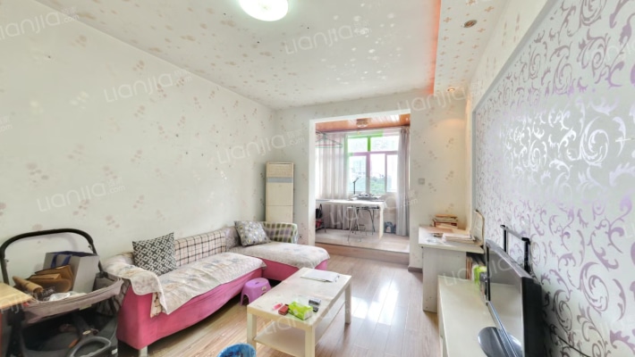 航天北路丁区二手房实景图